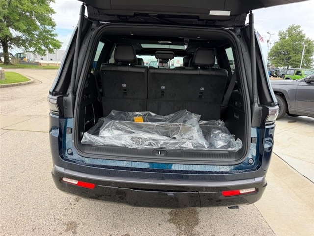2026 Jeep Grand Wagoneer Upland:26-209
