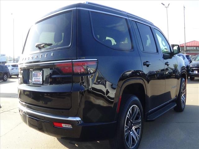 2025 Jeep Wagoneer Base:C6978