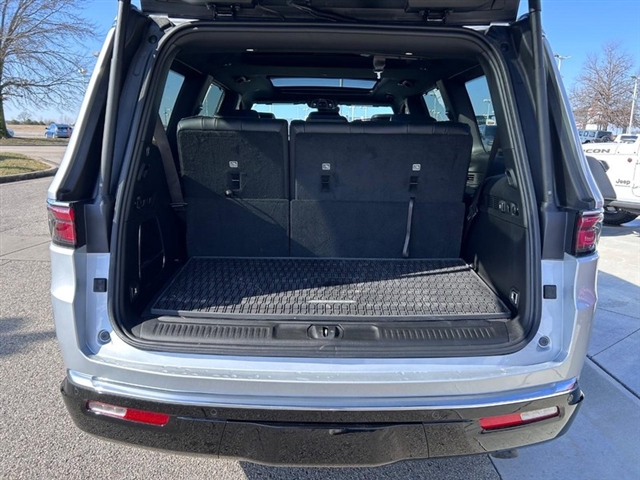 2024 Wagoneer Wagoneer Base