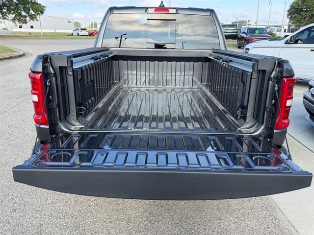 2027 RAM 1500 Big Horn:27-034