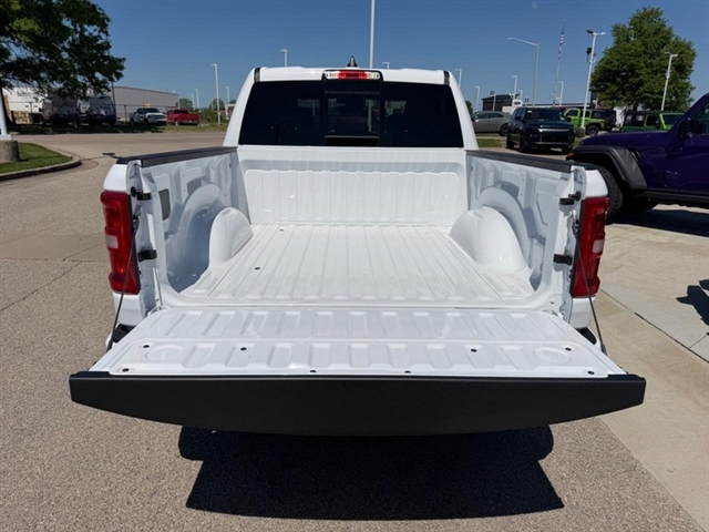2026 RAM 1500 Laramie:26-098