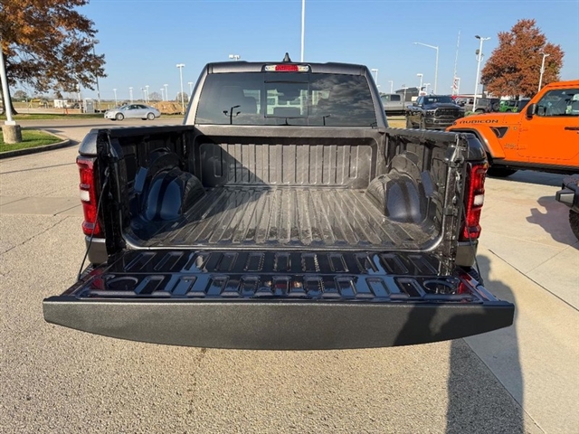 2026 RAM 1500 Laramie:26-042