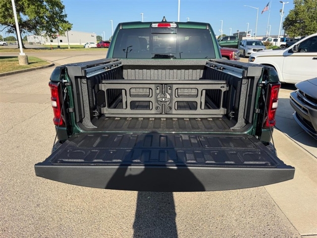 2027 RAM 1500 Laramie:27-007