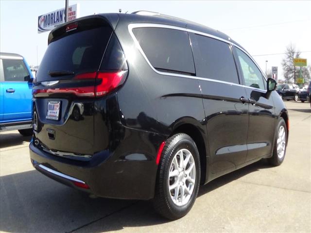 2024 Chrysler Voyager LX:C6451