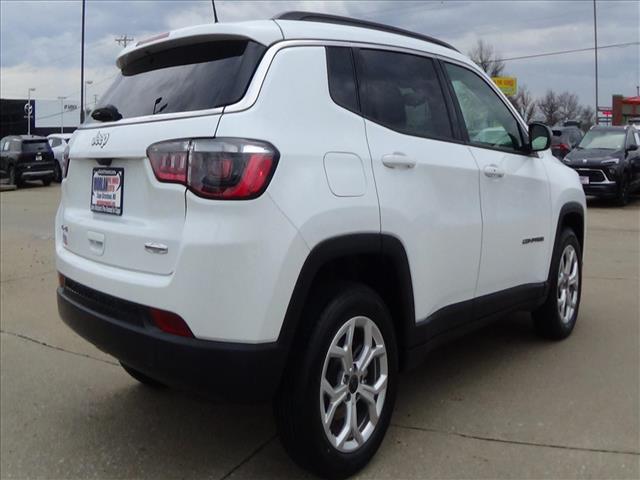 2025 Jeep Compass Latitude:C6850