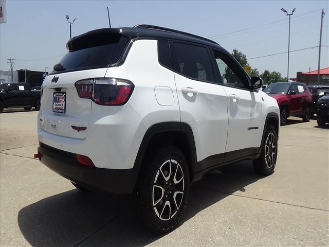 2025 Jeep Compass Trailhawk:C7026
