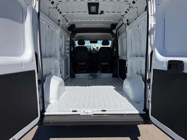 2025 RAM ProMaster Tradesman 1500:25-018