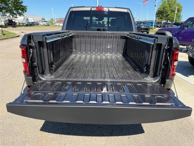 2026 RAM 1500 Laramie:26-160