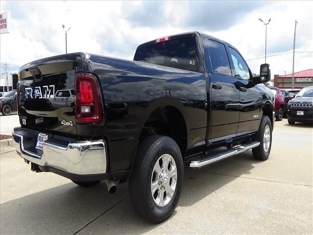 2026 RAM 2500 Big Horn:C7042