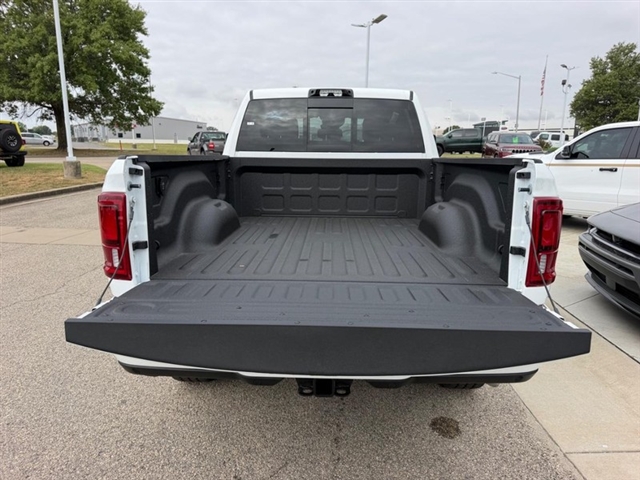 2027 RAM 2500 Laramie:27-013