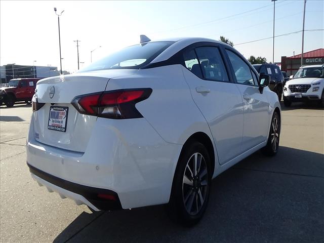 2025 Nissan Versa SV:C7085