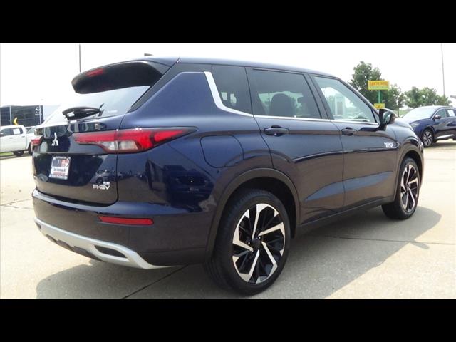 2023 Mitsubishi Outlander PHEV SE