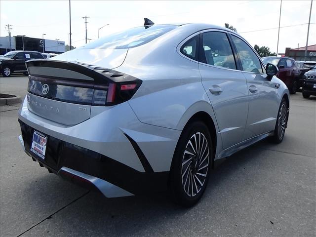 2025 Hyundai SONATA Hybrid SEL:C7030