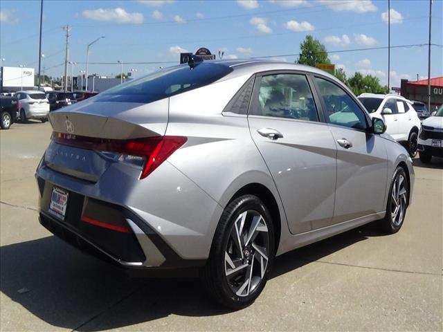 2025 Hyundai ELANTRA SEL Convenience:C6969