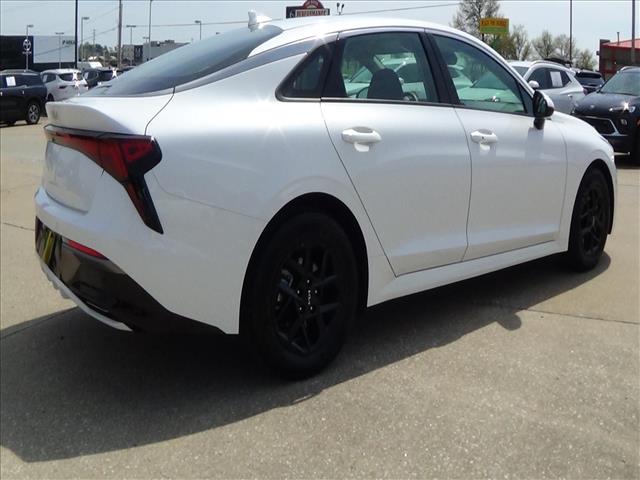 2025 Kia K5 LXS:C6880