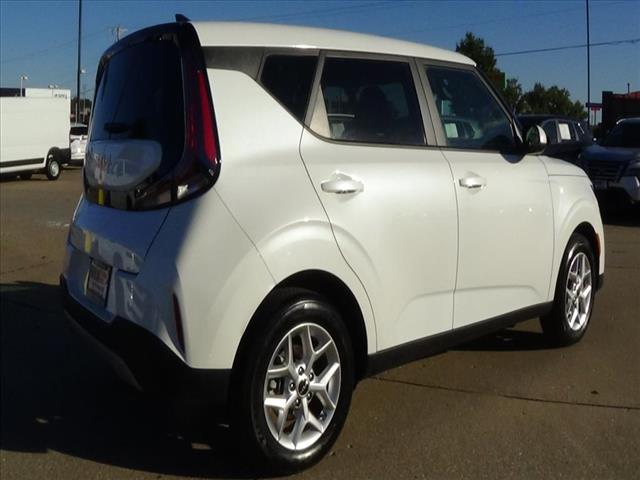 2024 Kia Soul LX:C6652