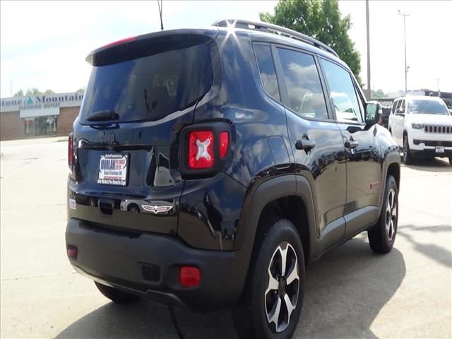 2022 Jeep Renegade Trailhawk:25-222A