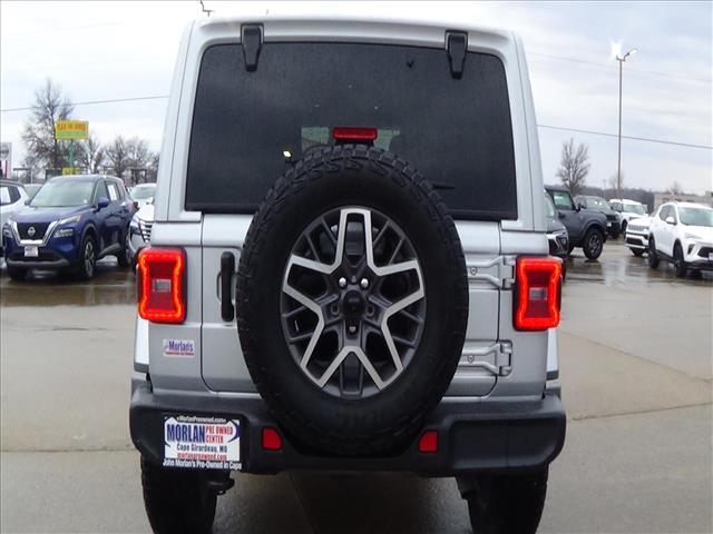 2024 Jeep Wrangler Sahara:C6752