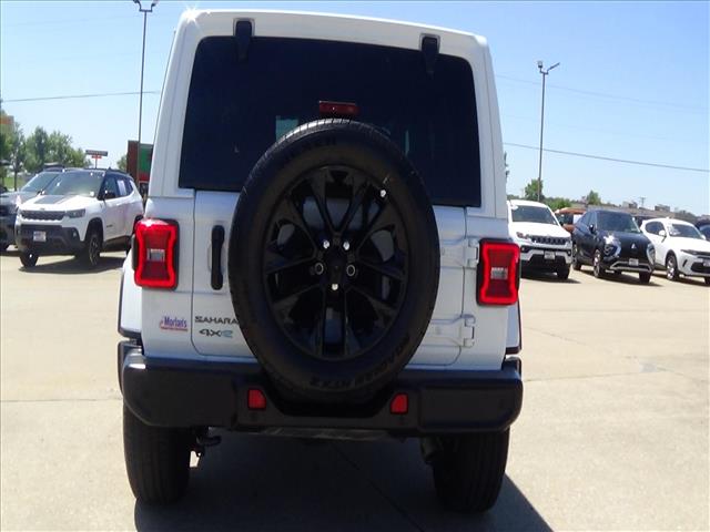 2025 Jeep Wrangler Sahara 4xe:C6937