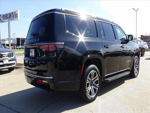 2025 Jeep Wagoneer L Base:C7123