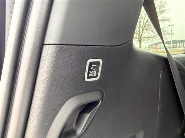 2026 Jeep Grand Wagoneer:26-076