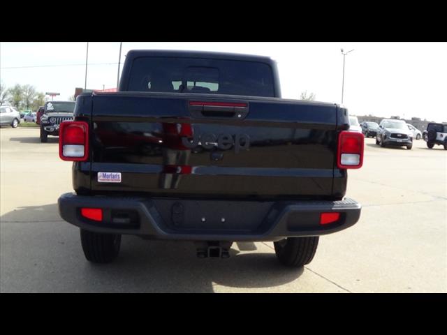 2023 Jeep Gladiator Sport S