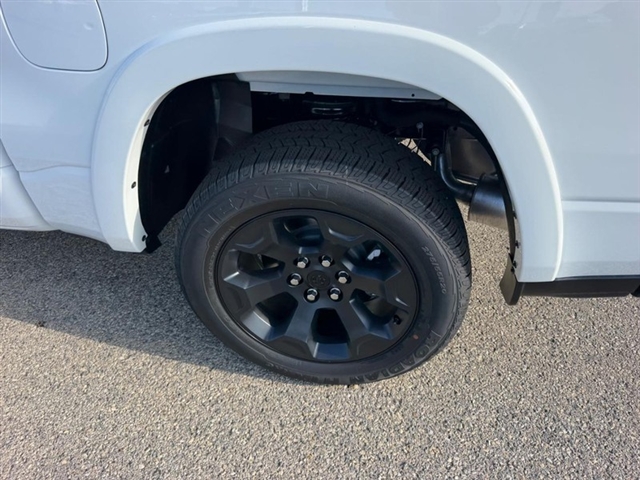 2027 RAM 1500 Big Horn:27-028