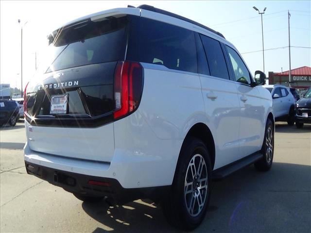 2025 Ford Expedition Active:C6888