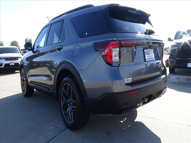 2025 Ford Explorer ST-Line:C7103