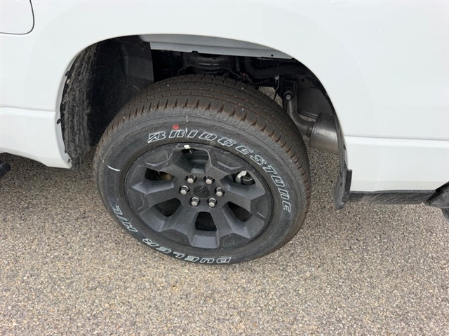 2026 RAM 1500 Express:26-237