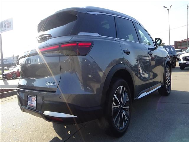 2026 INFINITI QX60 Luxe:C7111