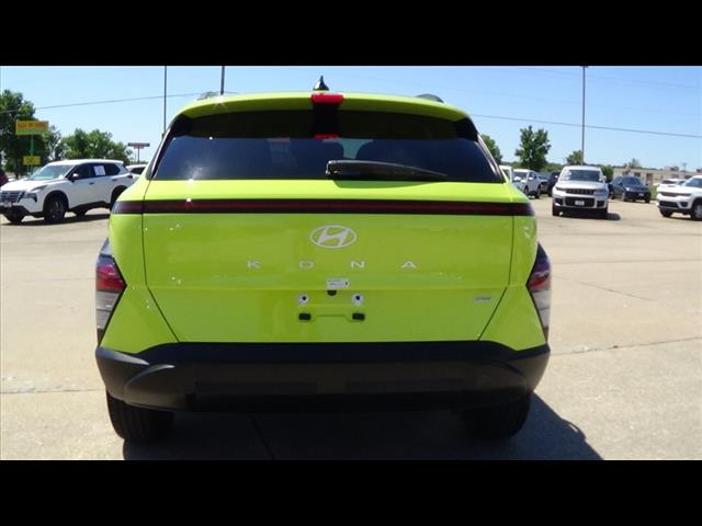 2024 Hyundai KONA SEL