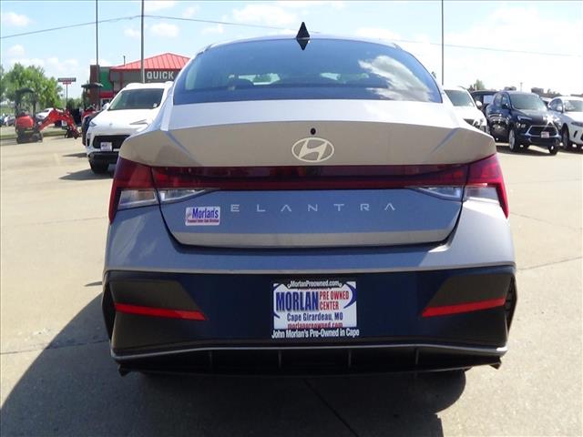 2025 Hyundai ELANTRA SEL Convenience:C6967
