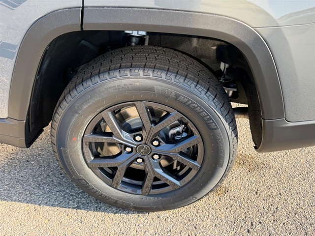 2027 Jeep Grand Cherokee L Altitude:27-030