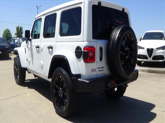 2025 Jeep Wrangler Sahara 4xe:C6937