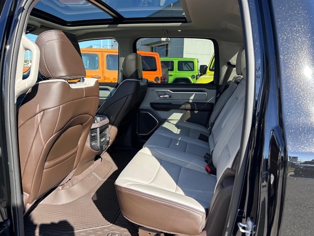 2026 RAM 1500 Laramie:26-012