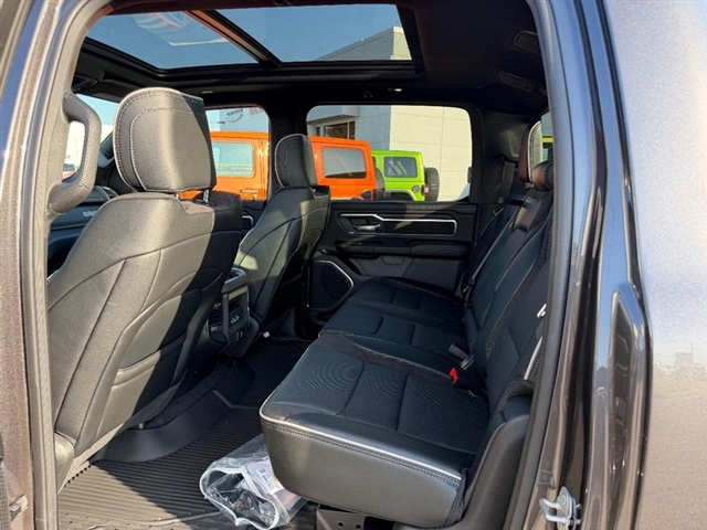 2026 RAM 1500 Laramie:26-042