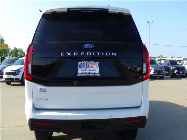 2025 Ford Expedition Active:C6888