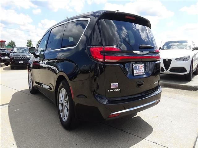 2026 Chrysler Pacifica Limited:C6985