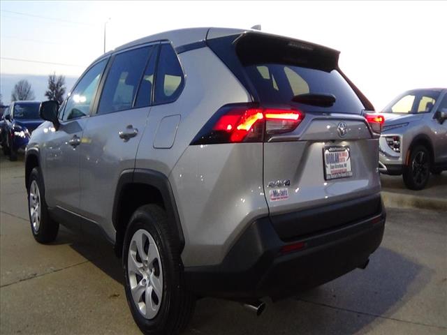 2025 Toyota RAV4 LE:C6722