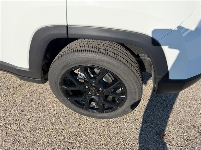 2026 Jeep Compass Latitude:26-015