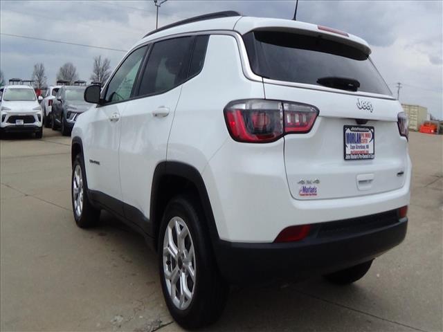 2025 Jeep Compass Latitude:C6850