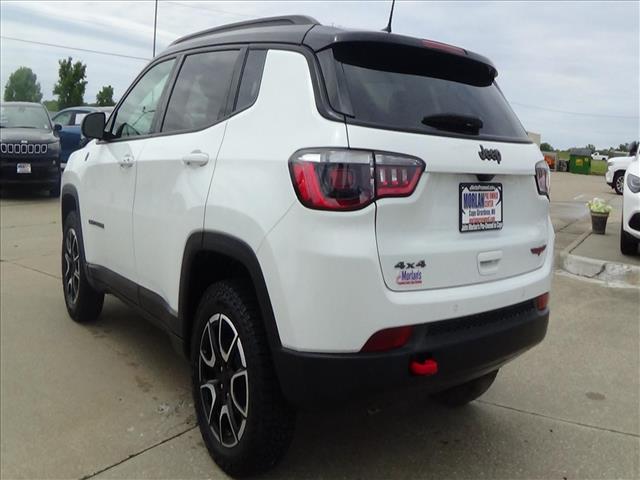 2024 Jeep Compass Trailhawk:C6954