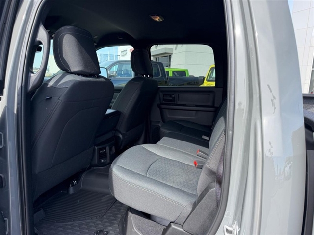 2026 RAM 2500 Warlock:26-071