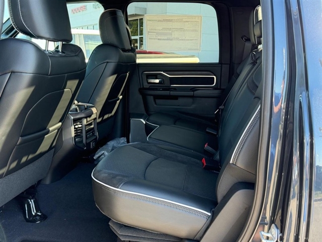2027 RAM 2500 Laramie:27-023