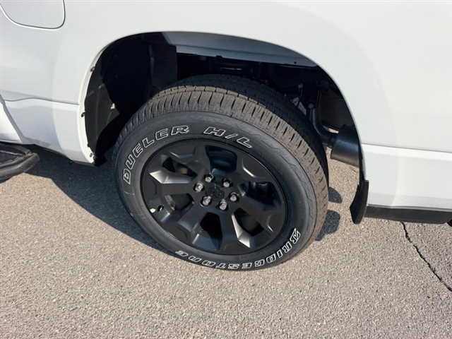 2026 RAM 1500 Express:26-236