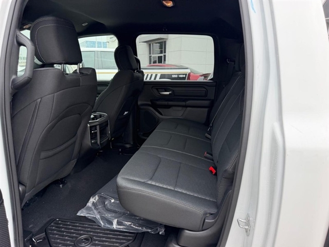2026 RAM 1500 Express:26-237