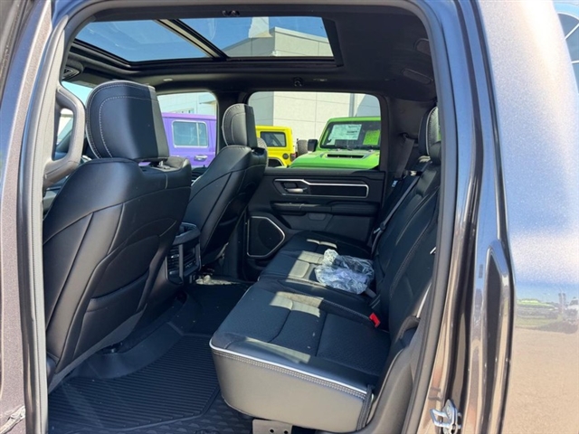 2026 RAM 1500 Laramie:26-160