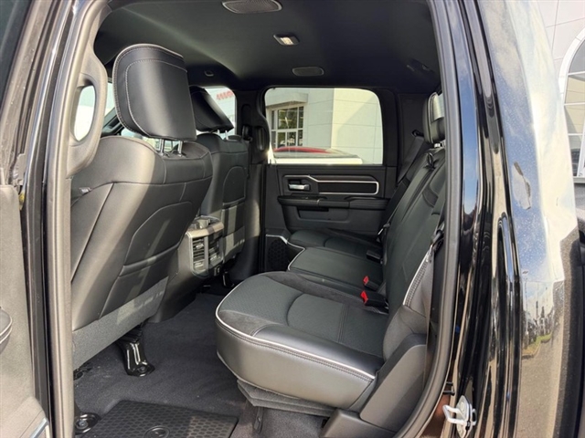 2027 RAM 2500 Laramie:27-014
