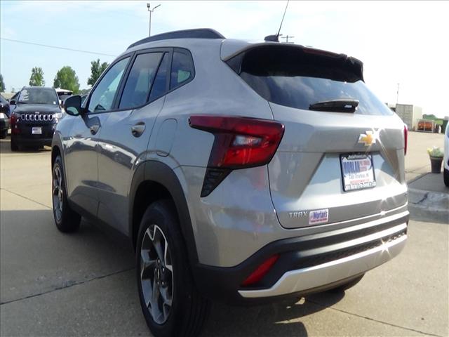 2025 Chevrolet Trax LT:C7011